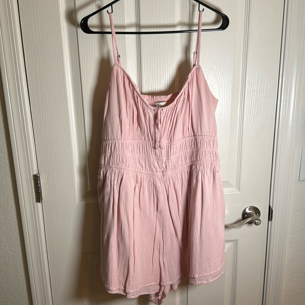 Hollister romper